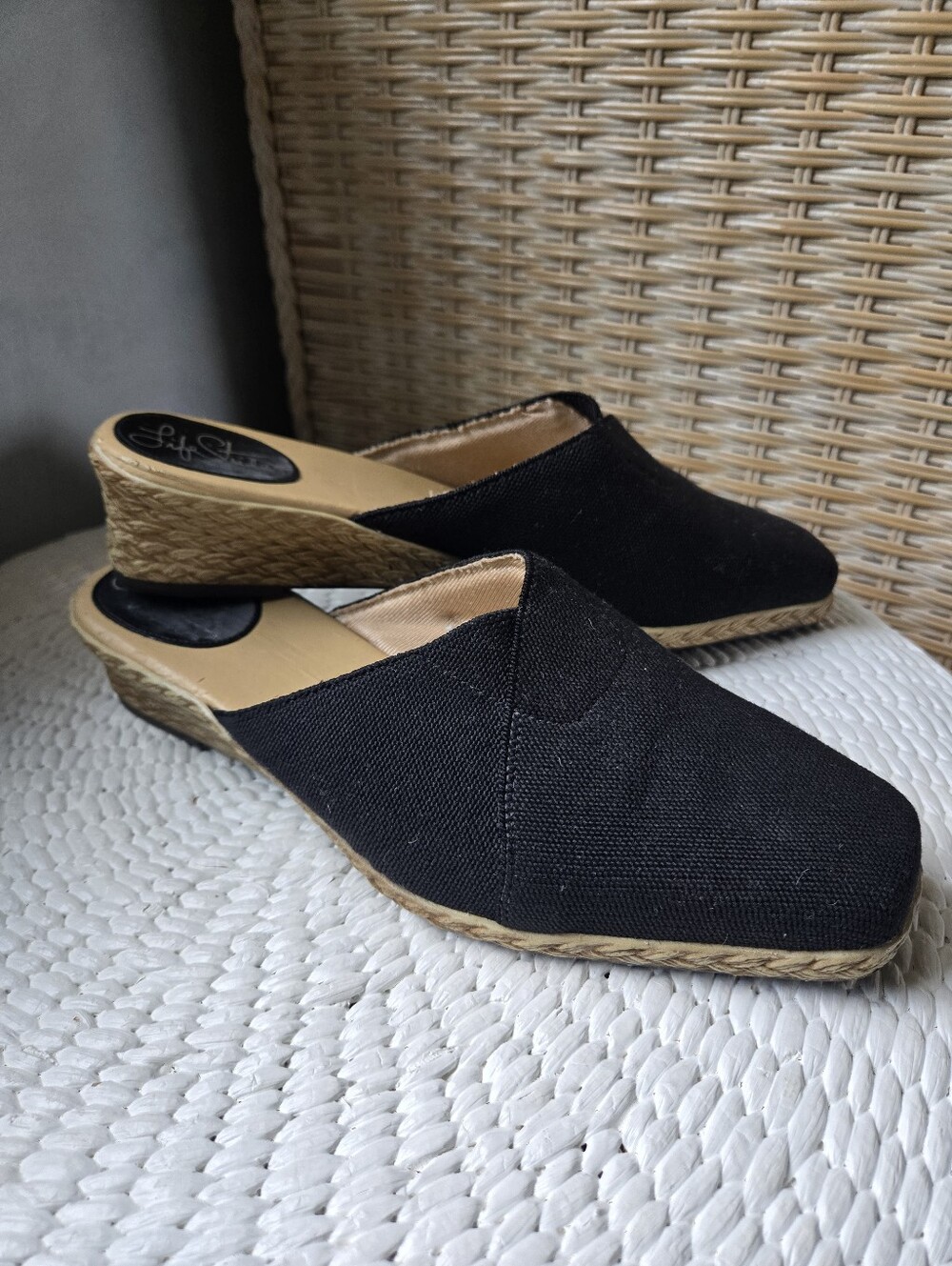 Life Stride Black Slip-On Espadrille Wedge Mules - Women Size 9 Like New